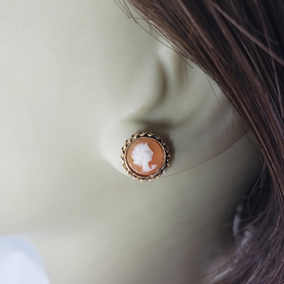 Vintage 14 Karat Yellow Gold Cameo Earrings #13289 - Picture 7 of 7